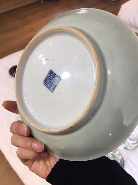 古玩陶瓷花鳥紋粉彩盤真品鑒賞圖