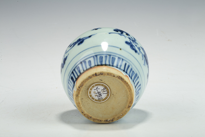 古玩陶瓷明中·青花花卉紋小罐拍賣，當前價格2175元