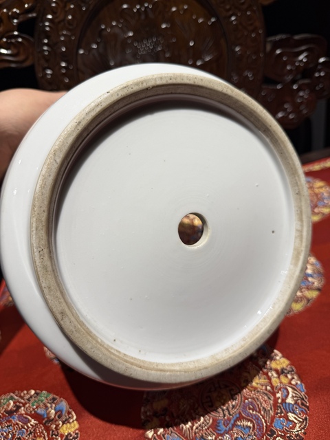 古玩陶瓷礬紅墨彩太師少保紋花盆真品鑒賞圖