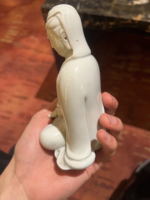 古玩陶瓷德化窯觀音塑像拍賣，當前價格6888元