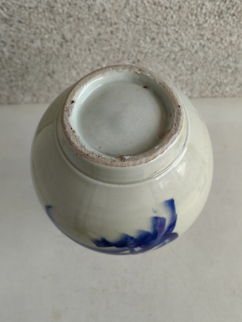 古玩陶瓷青花花卉紋壺真品鑒賞圖