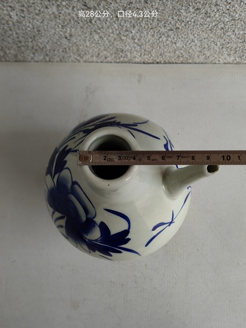 古玩陶瓷青花花卉紋壺真品鑒賞圖