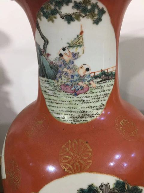 古玩陶瓷珊瑚紅釉描金開光粉彩八仙瓶真品鑒賞圖