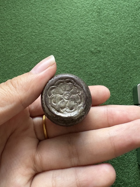 古玩雜項(xiàng)明清博山爐造型小銀盒真品鑒賞圖