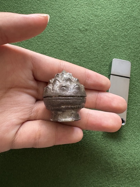 古玩雜項(xiàng)明清博山爐造型小銀盒真品鑒賞圖