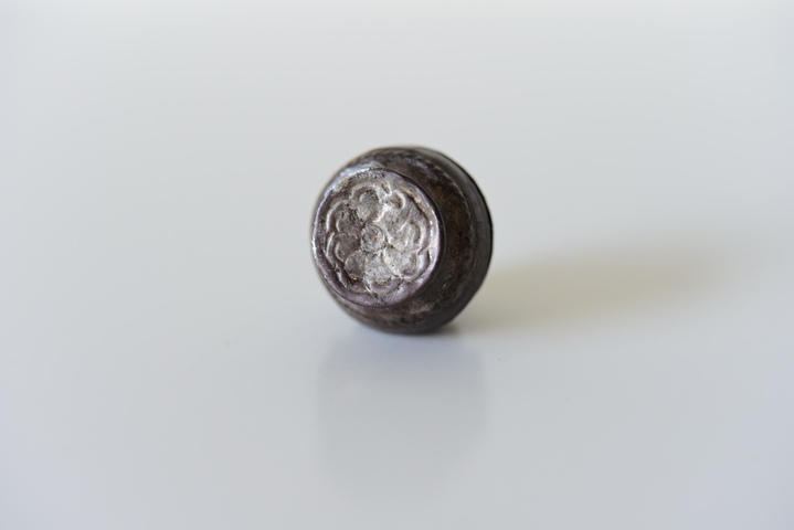 古玩雜項(xiàng)明清博山爐造型小銀盒真品鑒賞圖