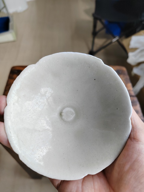 古玩陶瓷青白釉葵口盞真品鑒賞圖