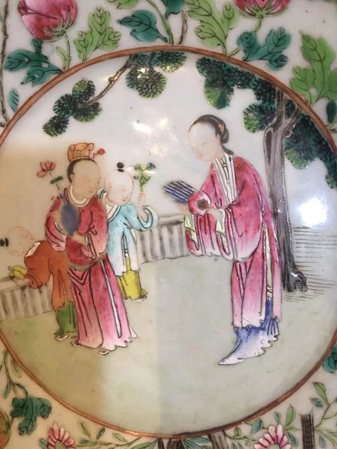 古玩陶瓷人物紋粉彩凈手盆真品鑒賞圖