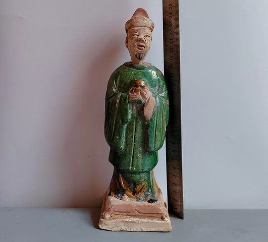 古玩陶瓷明代三彩捧杯人物站立俑（學習標本很破）拍賣，當前價格38元