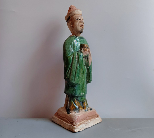 古玩陶瓷明代三彩捧杯人物站立俑（學習標本很破）拍賣，當前價格38元
