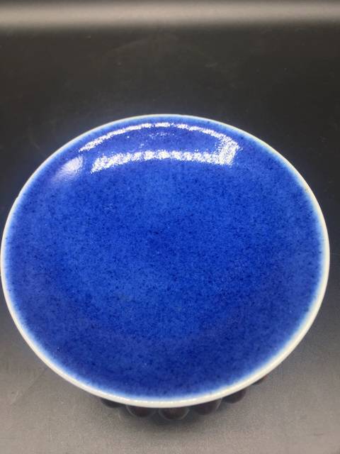 古玩陶瓷清早期灑藍釉香碟真品鑒賞圖