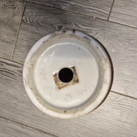 古玩陶瓷哥釉地鐵銹釉青花人物瓶真品鑒賞圖