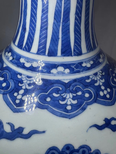 古玩陶瓷青花福壽紋天球瓶真品鑒賞圖