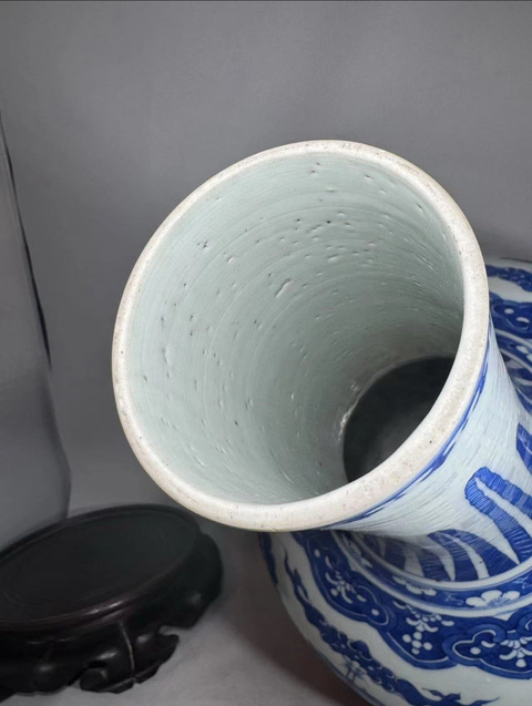 古玩陶瓷青花福壽紋天球瓶真品鑒賞圖