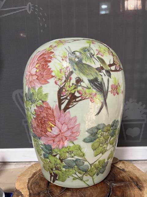 古玩陶瓷豆青釉淺絳彩花鳥紋冬瓜罐拍賣,當前價格999元