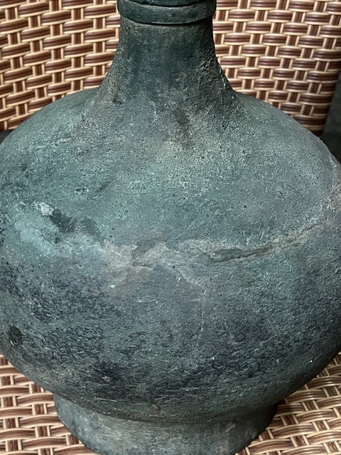 古玩銅器秦代蒜頭瓶真品鑒賞圖