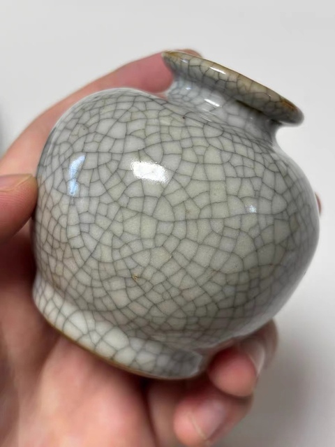 古玩陶瓷哥釉小尊真品鑒賞圖