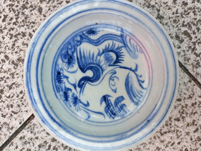 古玩陶瓷松鶴紋青花盤真品鑒賞圖