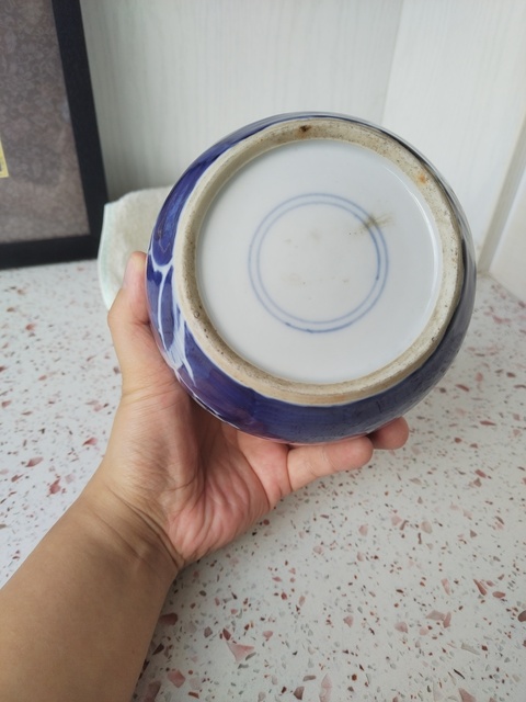 古玩陶瓷青花留白冰梅紋罐真品鑒賞圖