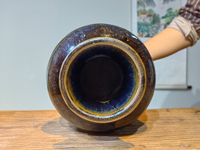 古玩陶瓷瓶真品鑒賞圖