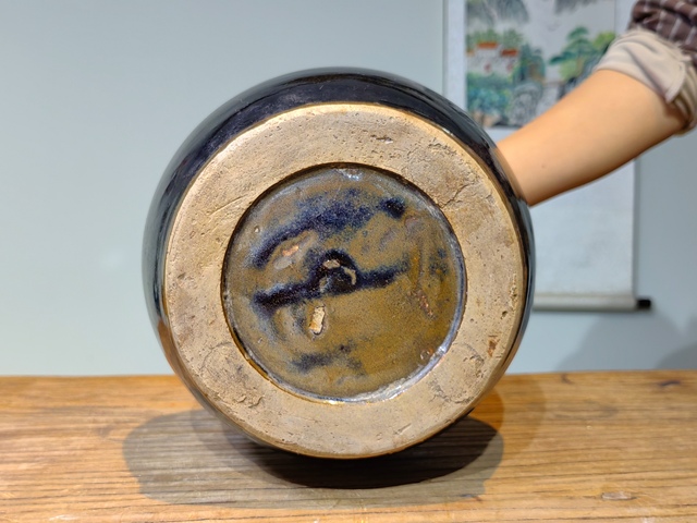 古玩陶瓷瓶真品鑒賞圖