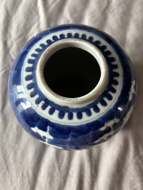 古玩陶瓷晚清青花冰梅罐真品鑒賞圖