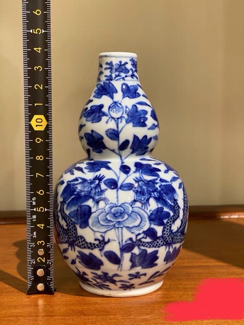 古玩陶瓷青花龍紋葫蘆瓶真品鑒賞圖