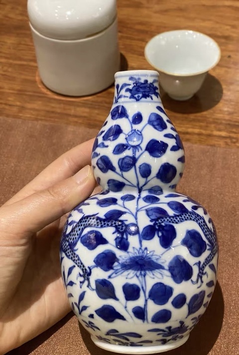 古玩陶瓷青花龍紋葫蘆瓶真品鑒賞圖