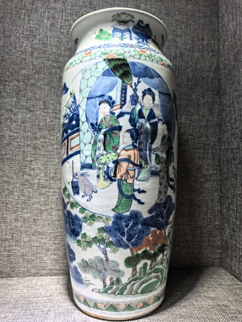 古玩陶瓷青花加彩人物紋一筒瓶真品鑒賞圖