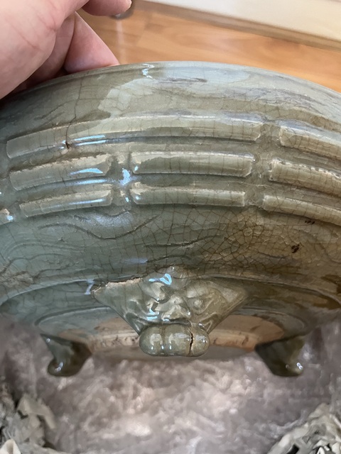 古玩陶瓷龍泉窯八卦爐真品鑒賞圖