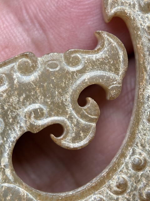 古玩玉器戰(zhàn)國(guó)谷紋龍佩拍賣(mài)，當(dāng)前價(jià)格58600元