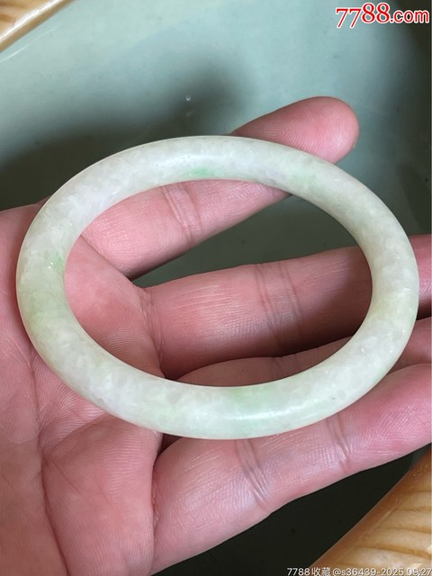 古玩玉器天然翡翠手鐲拍賣，當前價格650元