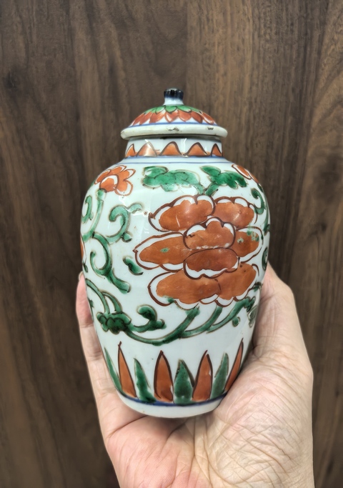 古玩陶瓷順治青花五彩花卉紋蓋罐拍賣，當(dāng)前價格3888元
