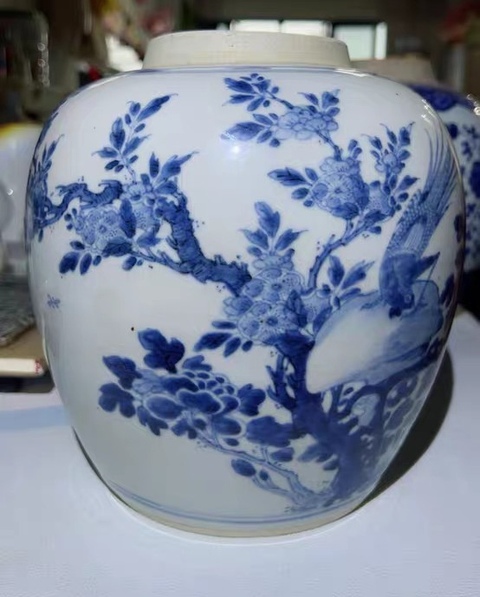 古玩陶瓷青花花鳥紋罐真品鑒賞圖