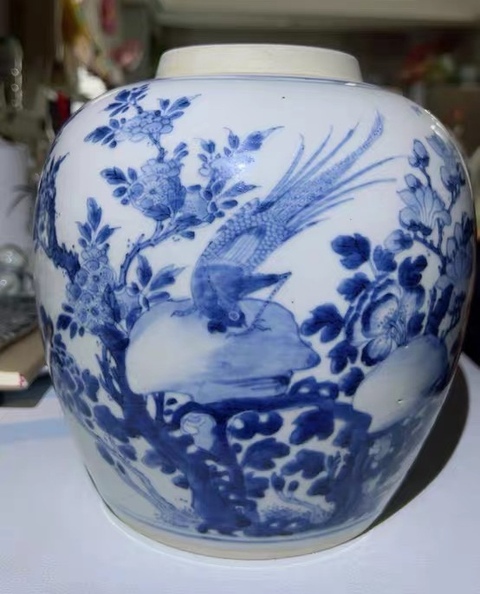 古玩陶瓷青花花鳥紋罐真品鑒賞圖