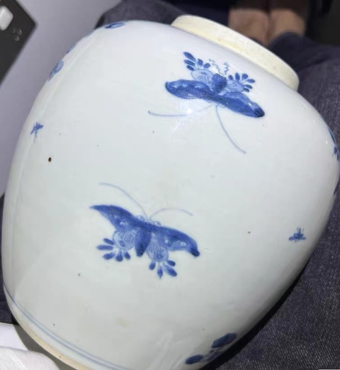 古玩陶瓷青花花鳥紋罐真品鑒賞圖