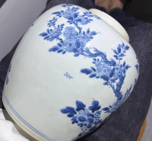 古玩陶瓷青花花鳥紋罐真品鑒賞圖