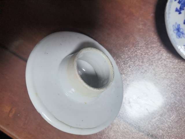古玩陶瓷市井人物紋青花雞腿蓋瓶真品鑒賞圖