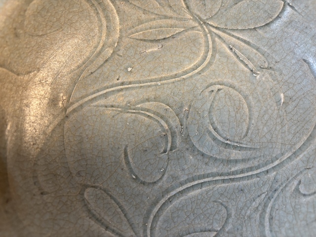 古玩陶瓷宋代刻花盤真品鑒賞圖