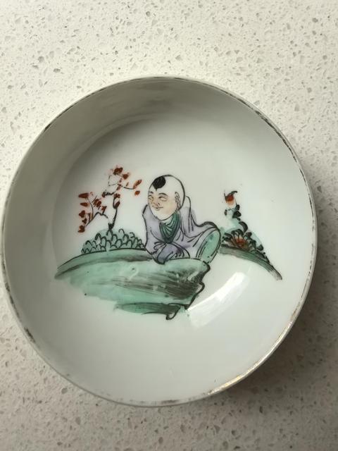 古玩陶瓷粉彩童子圖盤真品鑒賞圖