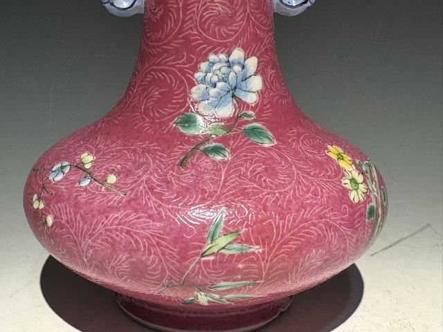 古玩陶瓷胭脂紅瓶真品鑒賞圖