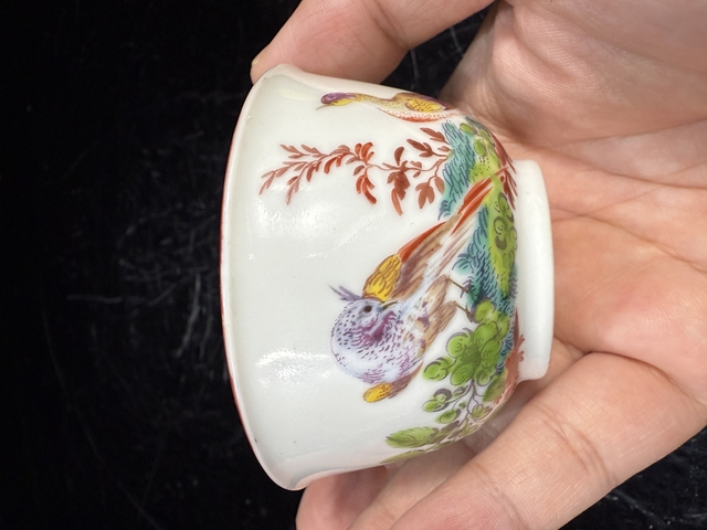古玩陶瓷花鳥紋杯真品鑒賞圖
