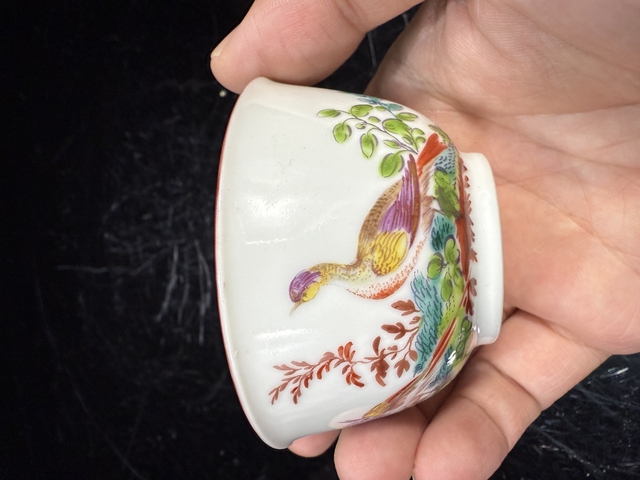 古玩陶瓷花鳥紋杯真品鑒賞圖