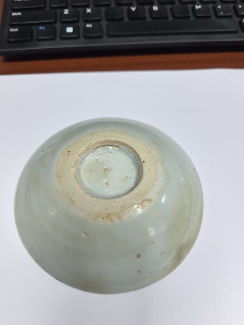 古玩陶瓷青花魚藻紋盤真品鑒賞圖