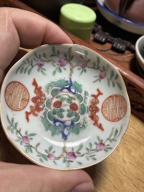 古玩陶瓷福壽紋粉彩盤真品鑒賞圖