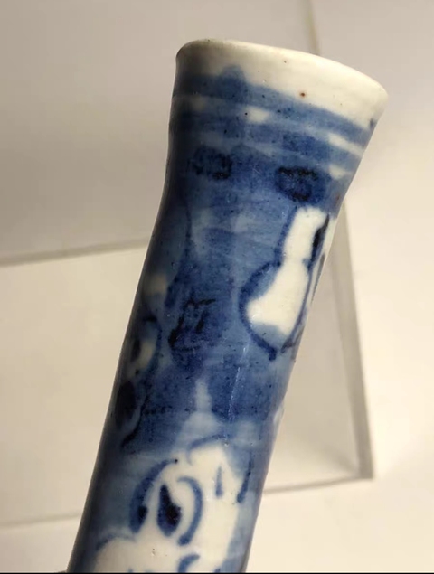古玩陶瓷龍紋青花長(zhǎng)頸瓶真品鑒賞圖