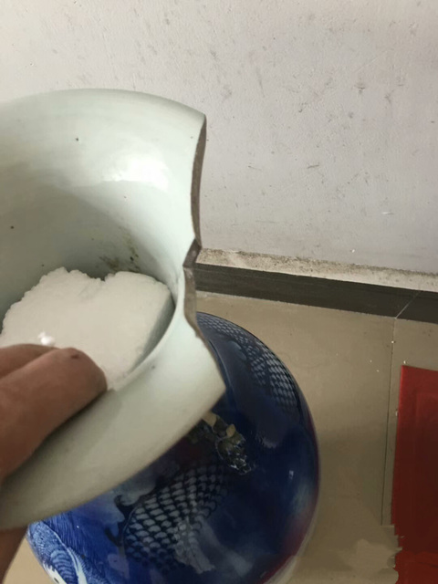 古玩陶瓷蒼龍教子瓶一對真品鑒賞圖