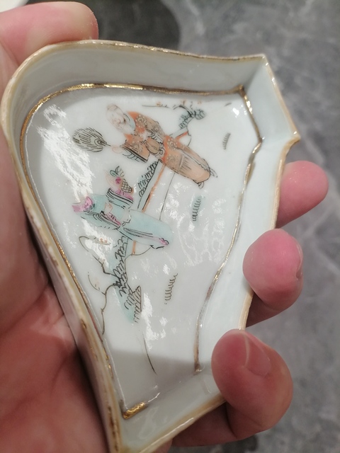 古玩陶瓷粉彩人物故事紋攢盤真品鑒賞圖