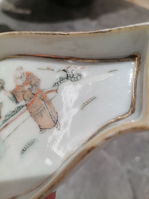 古玩陶瓷粉彩人物故事紋攢盤真品鑒賞圖