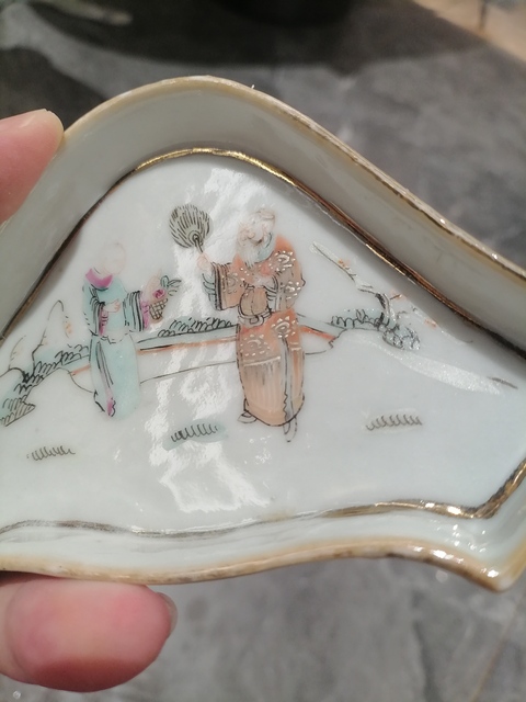 古玩陶瓷粉彩人物故事紋攢盤真品鑒賞圖